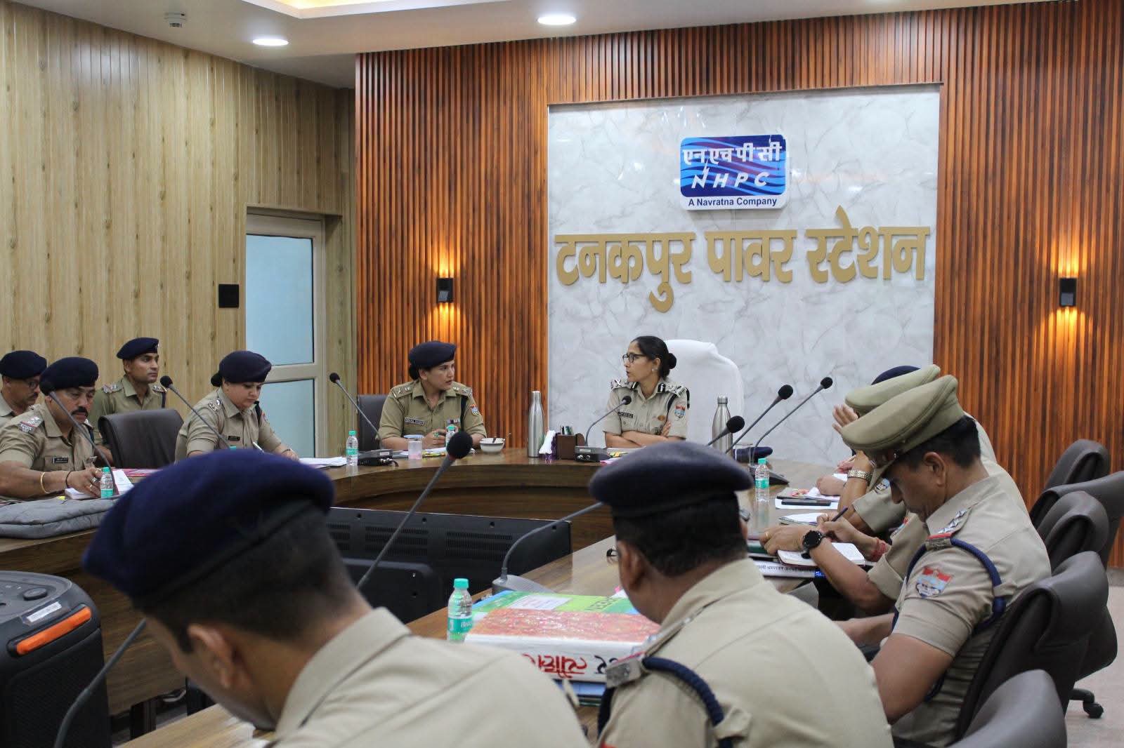 ब्रेकिंग न्यूज़ | जनपद चम्पावतभारत-नेपाल सीमा पर हाई अलर्ट! आईजी कुमाऊँ का बनबसा बॉर्डर निरीक्षण, अपराधियों पर सख्ती के निर्देश